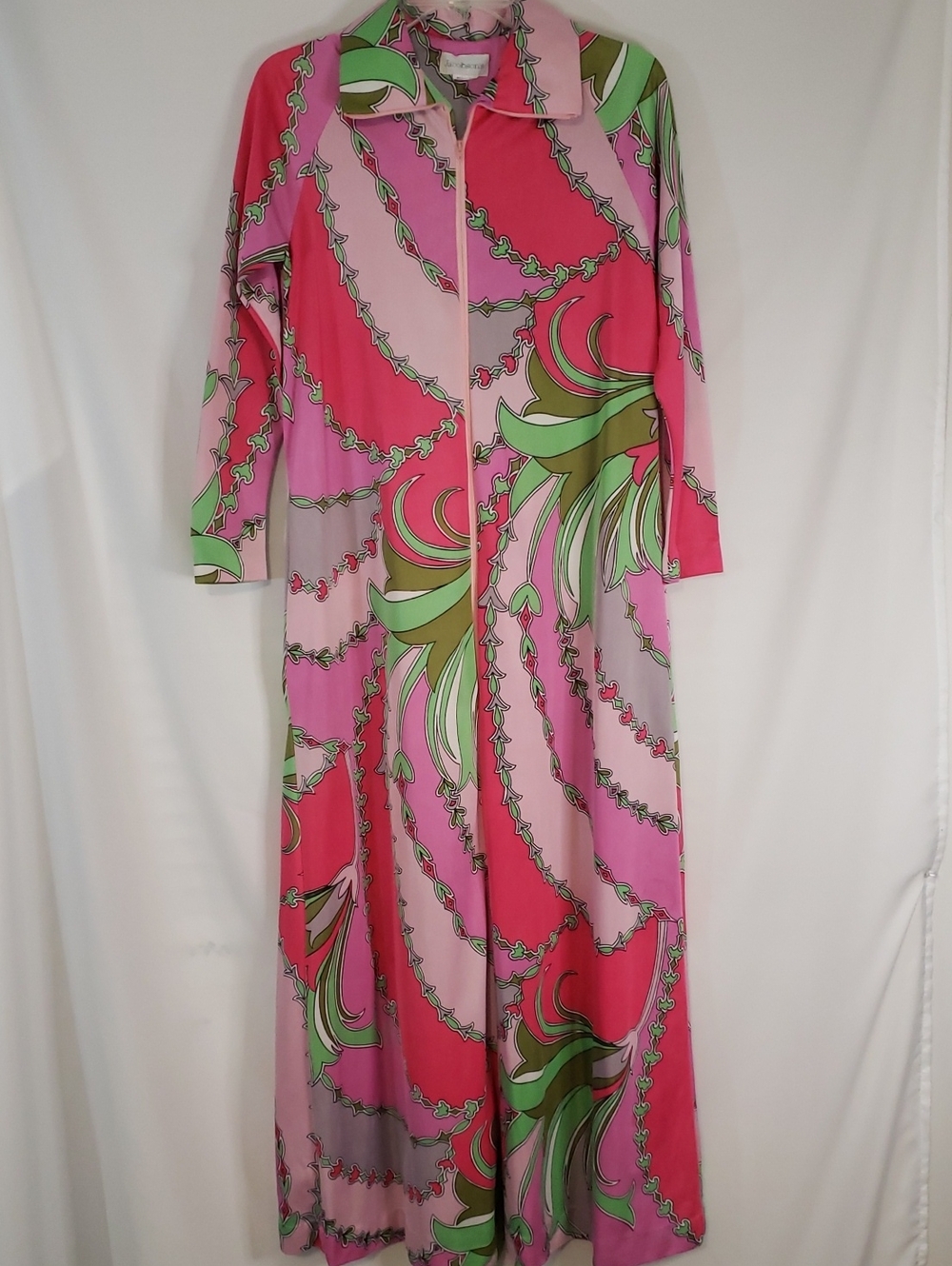 Vintage 1960s Jacobson's Women’s Pink & Green Long Sleeve Lounging Robe